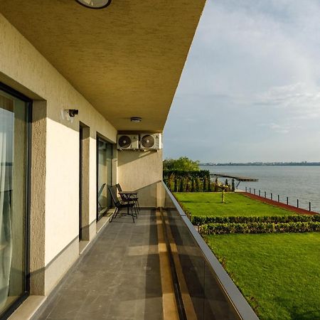 Lucky 13 Apartment Mamaia Ngoại thất bức ảnh