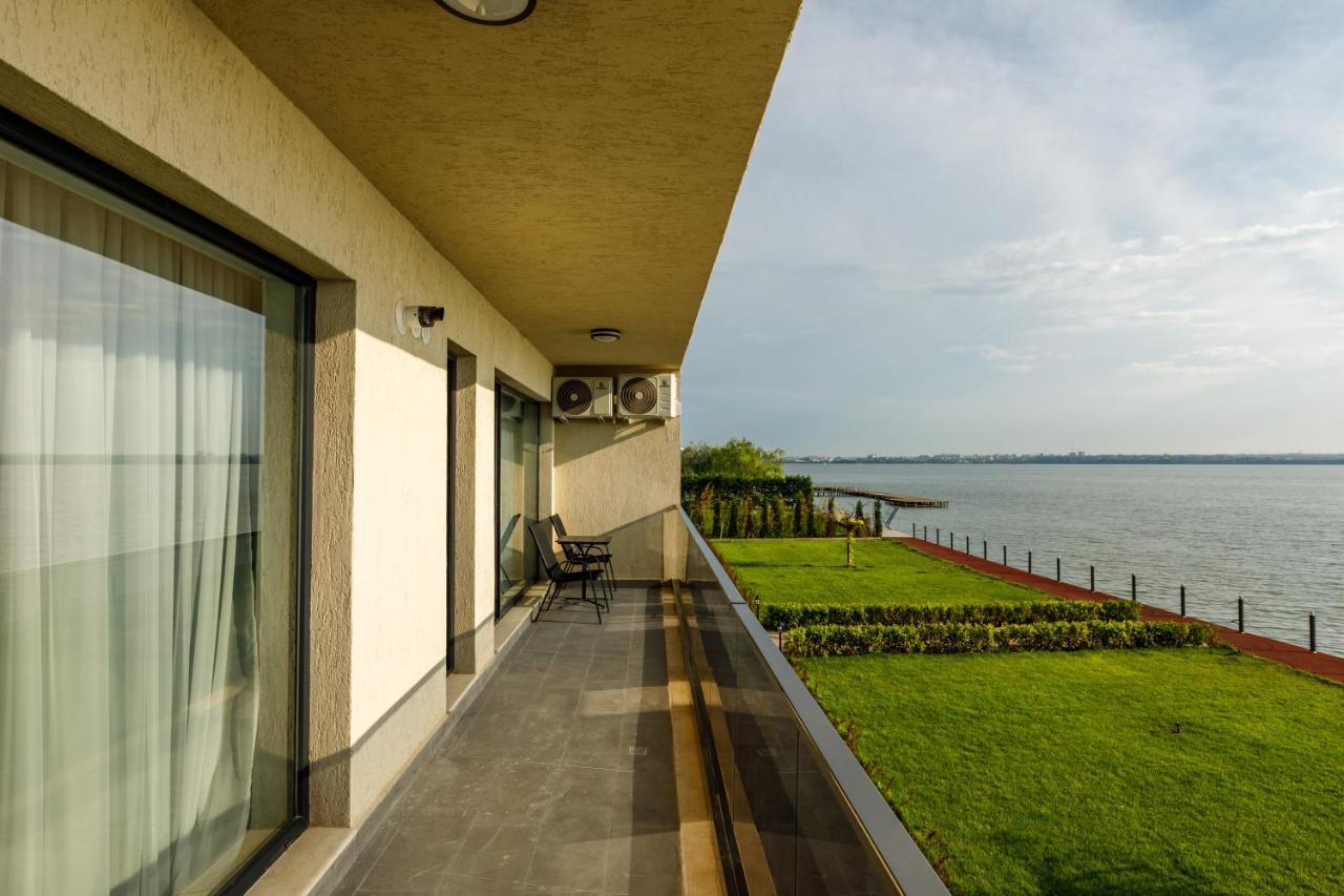 Lucky 13 Apartment Mamaia Ngoại thất bức ảnh