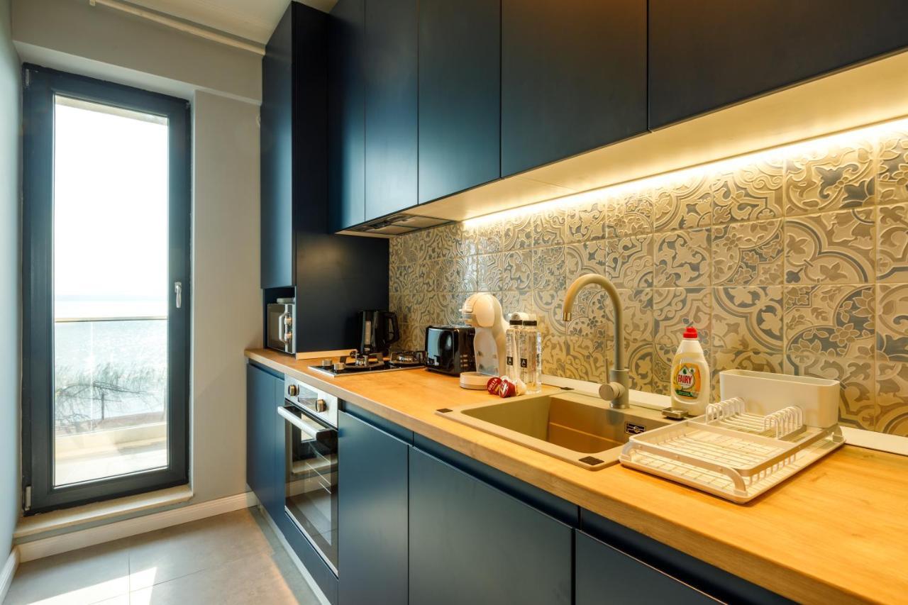 Lucky 13 Apartment Mamaia Ngoại thất bức ảnh